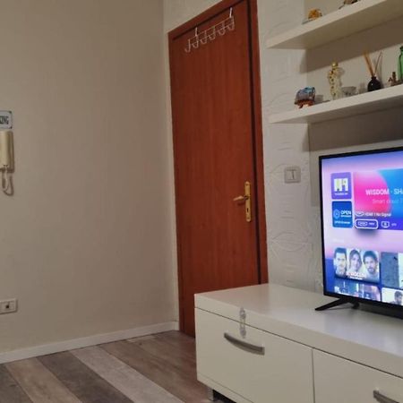 Апартаменты Liqeni Thate, Tirane Экстерьер фото